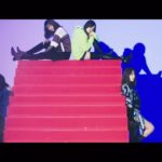 乃木坂46・1期生『Against』MVの1シーン（高山一実、松村沙友理、白石麻衣、衛藤美彩）