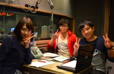 (左から)永島聖羅、アルコ&ピースの平子祐希、酒井健太